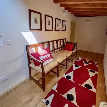 Penthouse In Palazzo San Donnini Apartment *