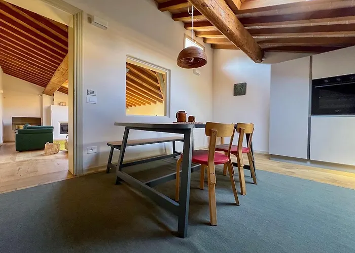 Appartamento Penthouse In Palazzo San Donnini Modena