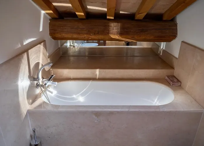 Appartamento Penthouse In Palazzo San Donnini